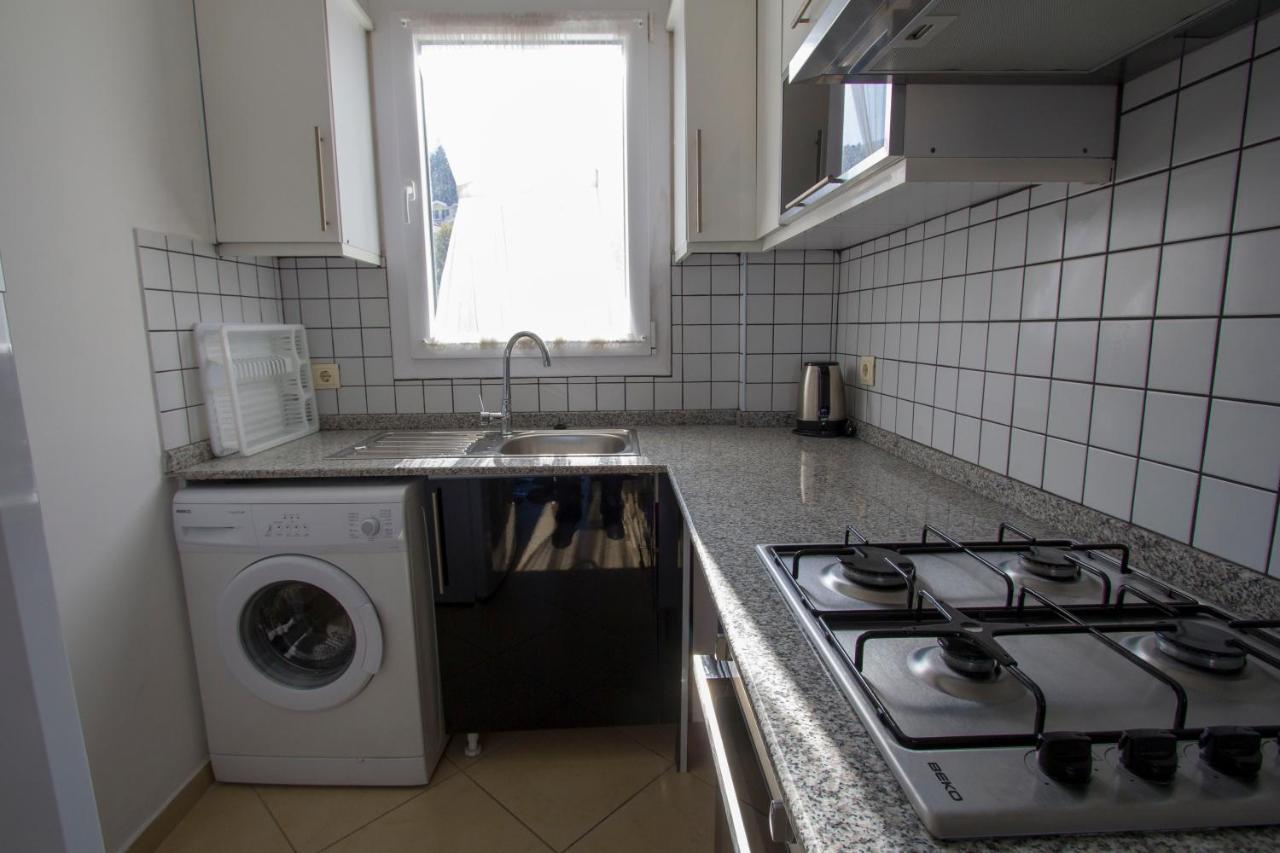 Infinity Olympia Apartments フェティエ エクステリア 写真